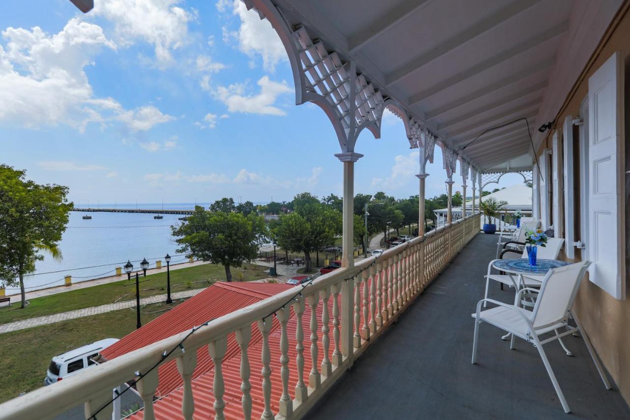 فندق Victoria House Frederiksted المظهر الخارجي الصورة