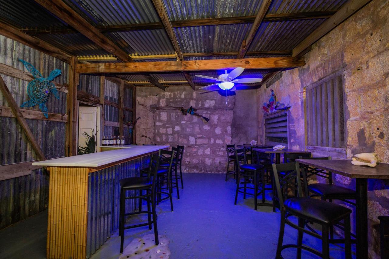 فندق Victoria House Frederiksted المظهر الخارجي الصورة