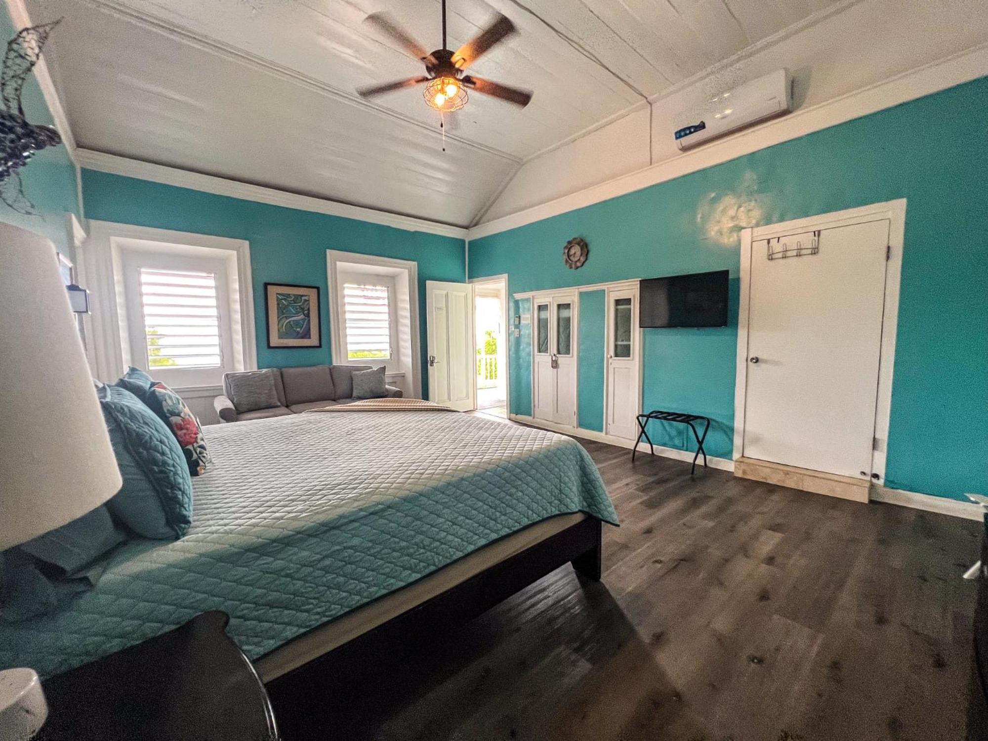 فندق Victoria House Frederiksted المظهر الخارجي الصورة