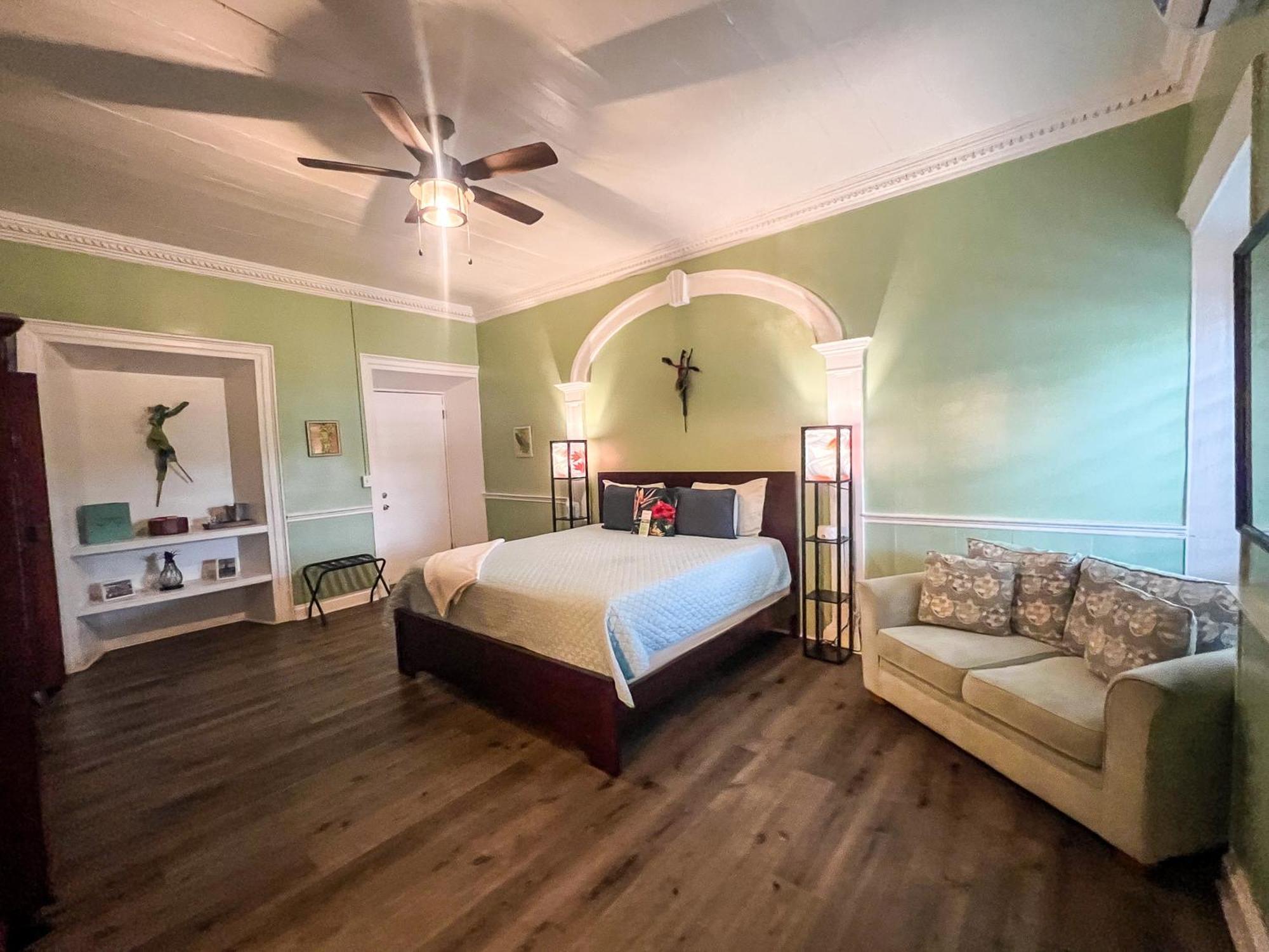 فندق Victoria House Frederiksted المظهر الخارجي الصورة